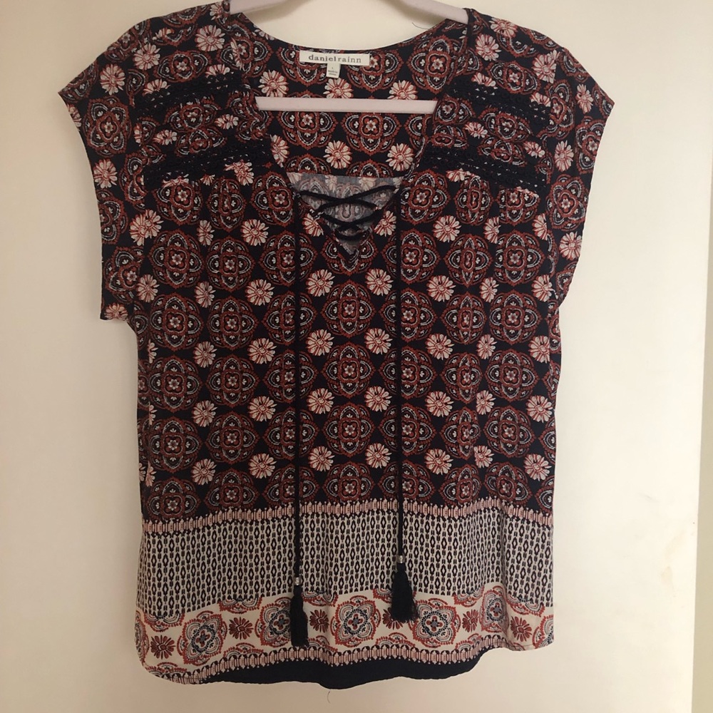 Daniel Rainn cap sleeve blouse